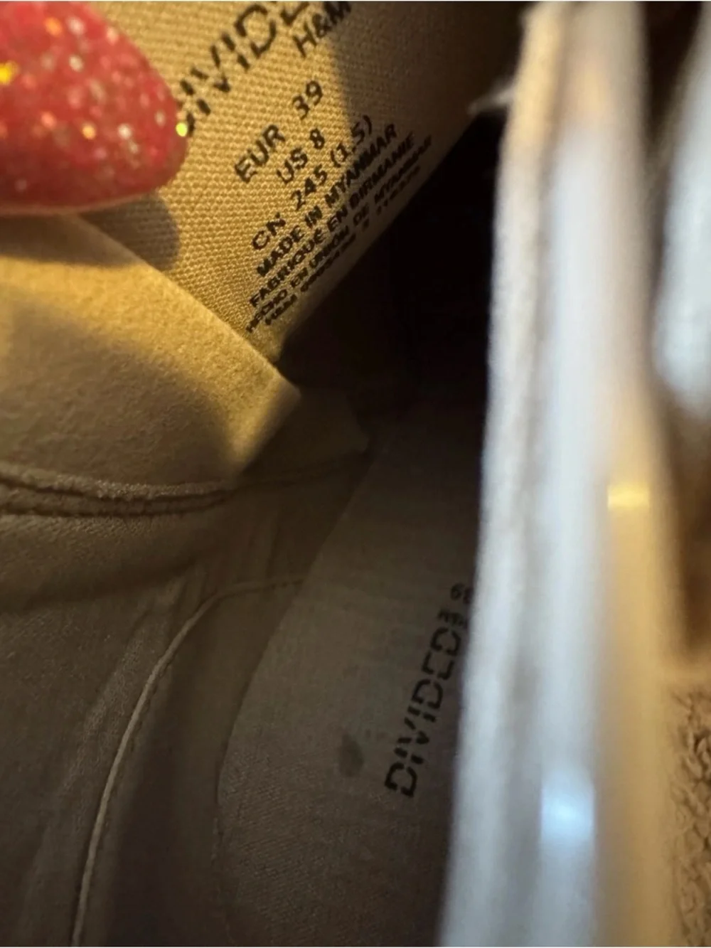 Divided by H&M Ankle Boots Beige Patent Faux Leather Block Heel 8 39 NEW - Picture 10 of 12